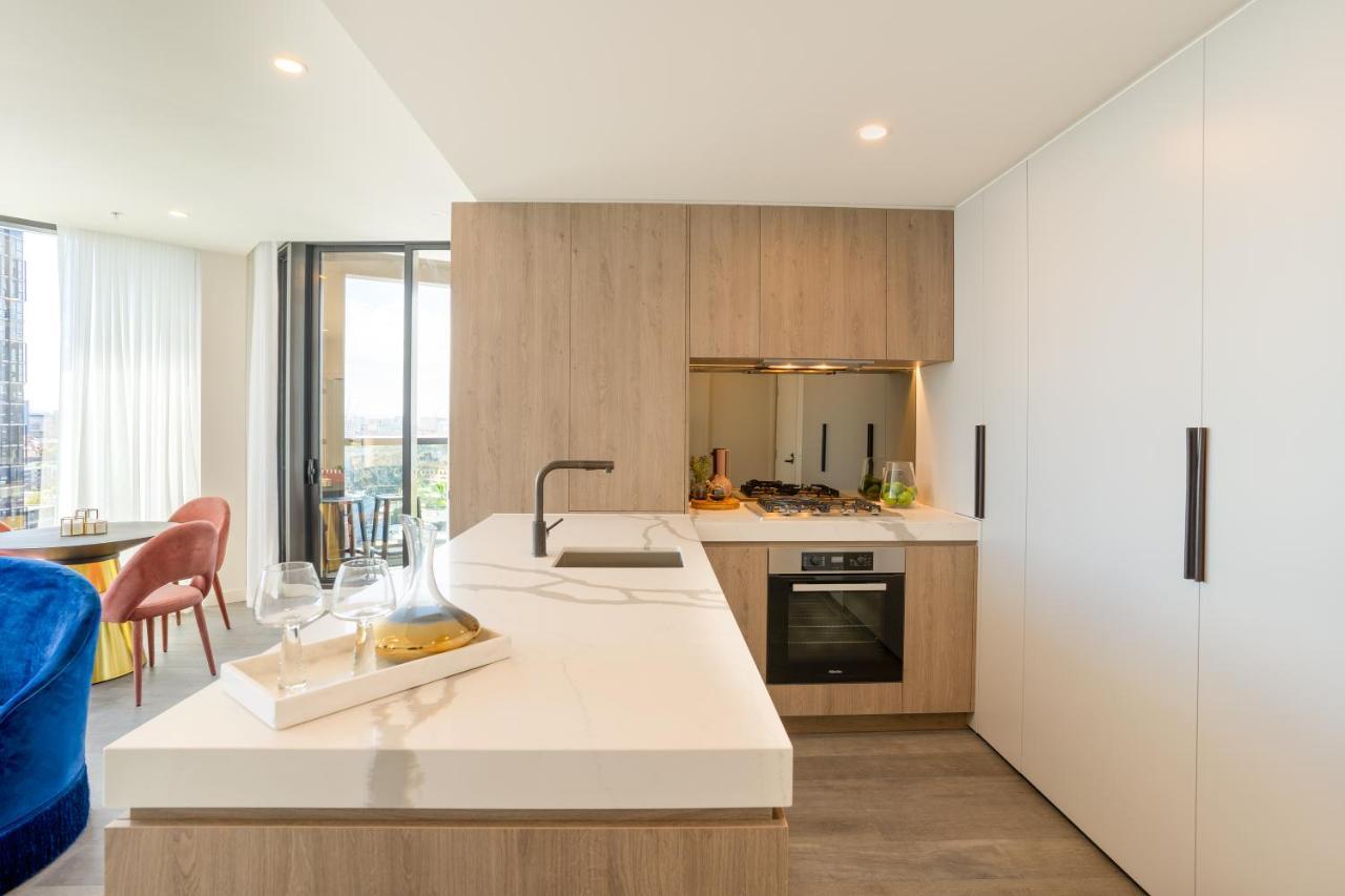 Ifsuites Melbourne Village Exteriör bild