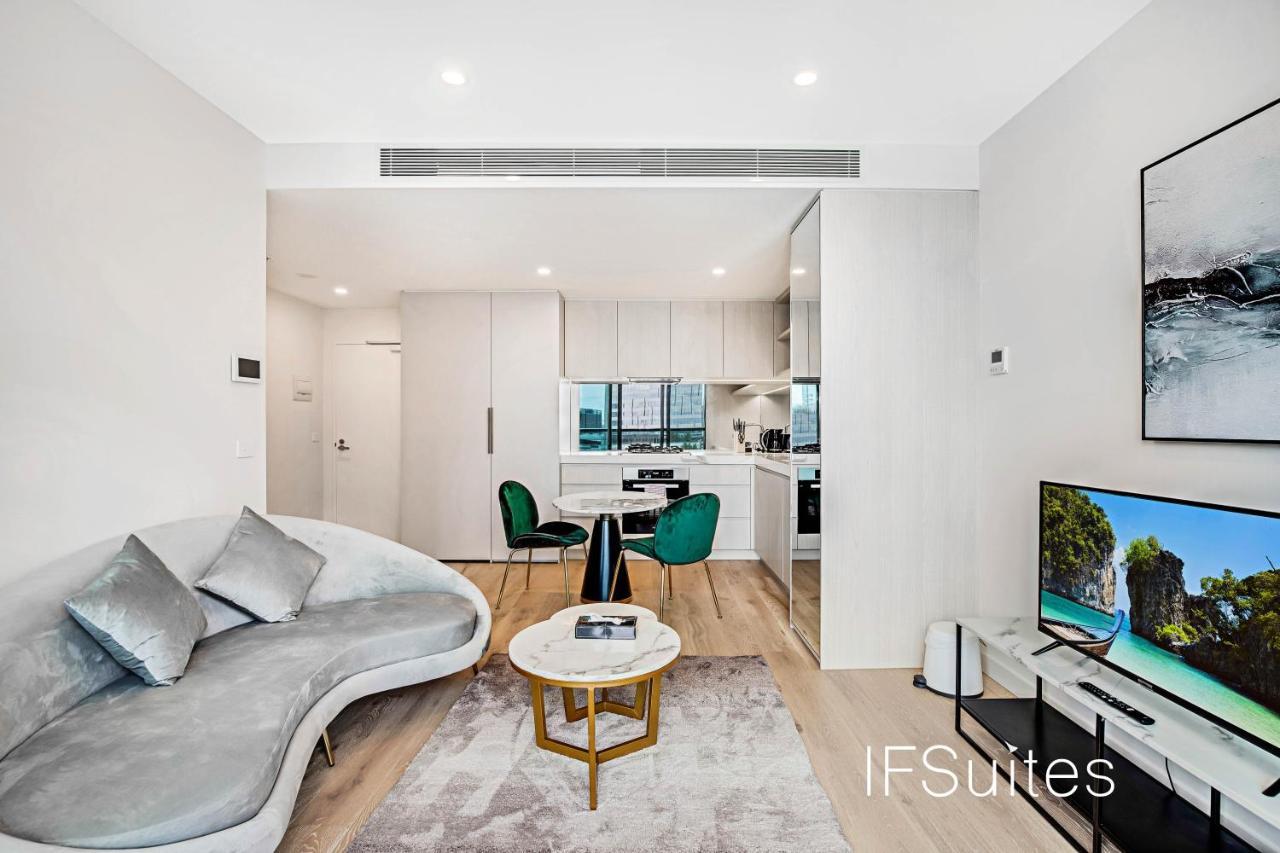 Ifsuites Melbourne Village Exteriör bild